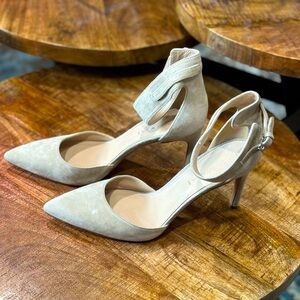 Vía Spiga High Heels